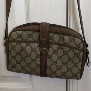 Authentic Gucci vintage crossbody bag